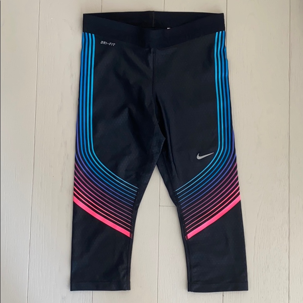 NEW Nike Dri-Fit Capri Running Pants, XS
